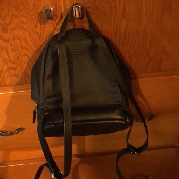 Mini back pack - Picture 2 of 2